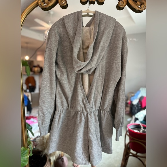 Free people movement gray such a flirt romper small nwot - Picture 4 of 4